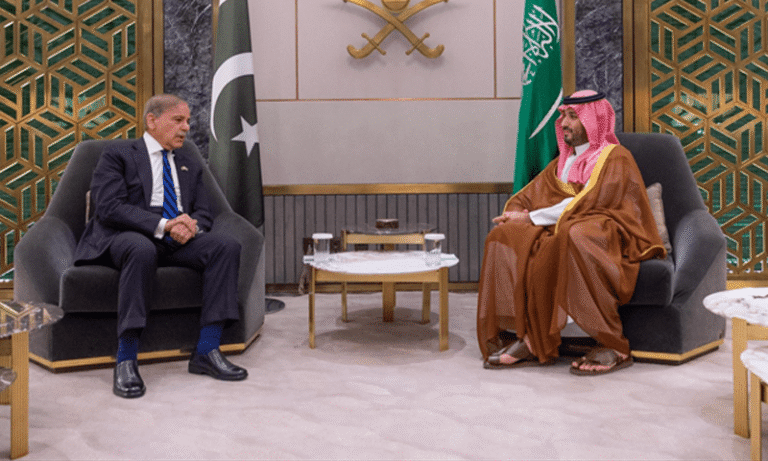 Pakistan and Saudi Arabia Forge Landmark Strategic Defence Agreement